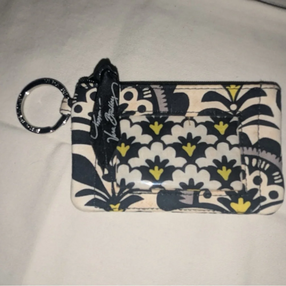 Vera Bradley Keychain Zip ID - Picture 1 of 2